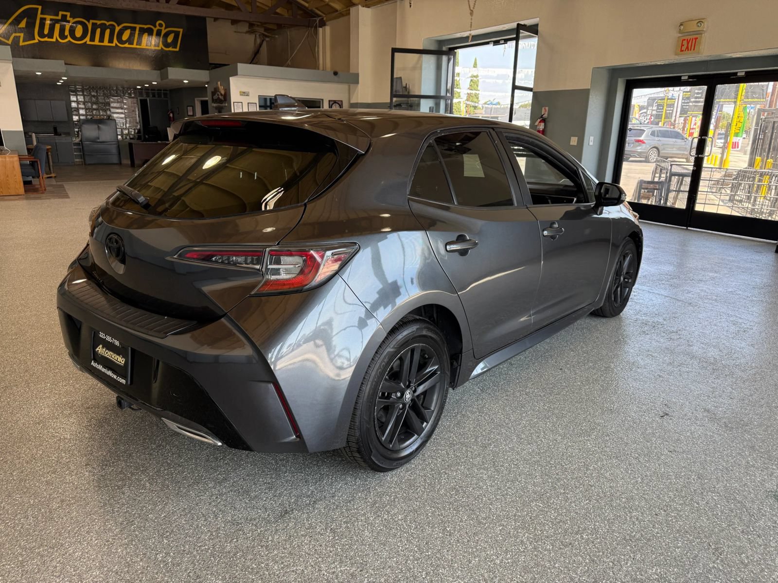 Used 2021 Toyota Corolla SE w/ Carpet Mat Package (TMS) FWD image 7