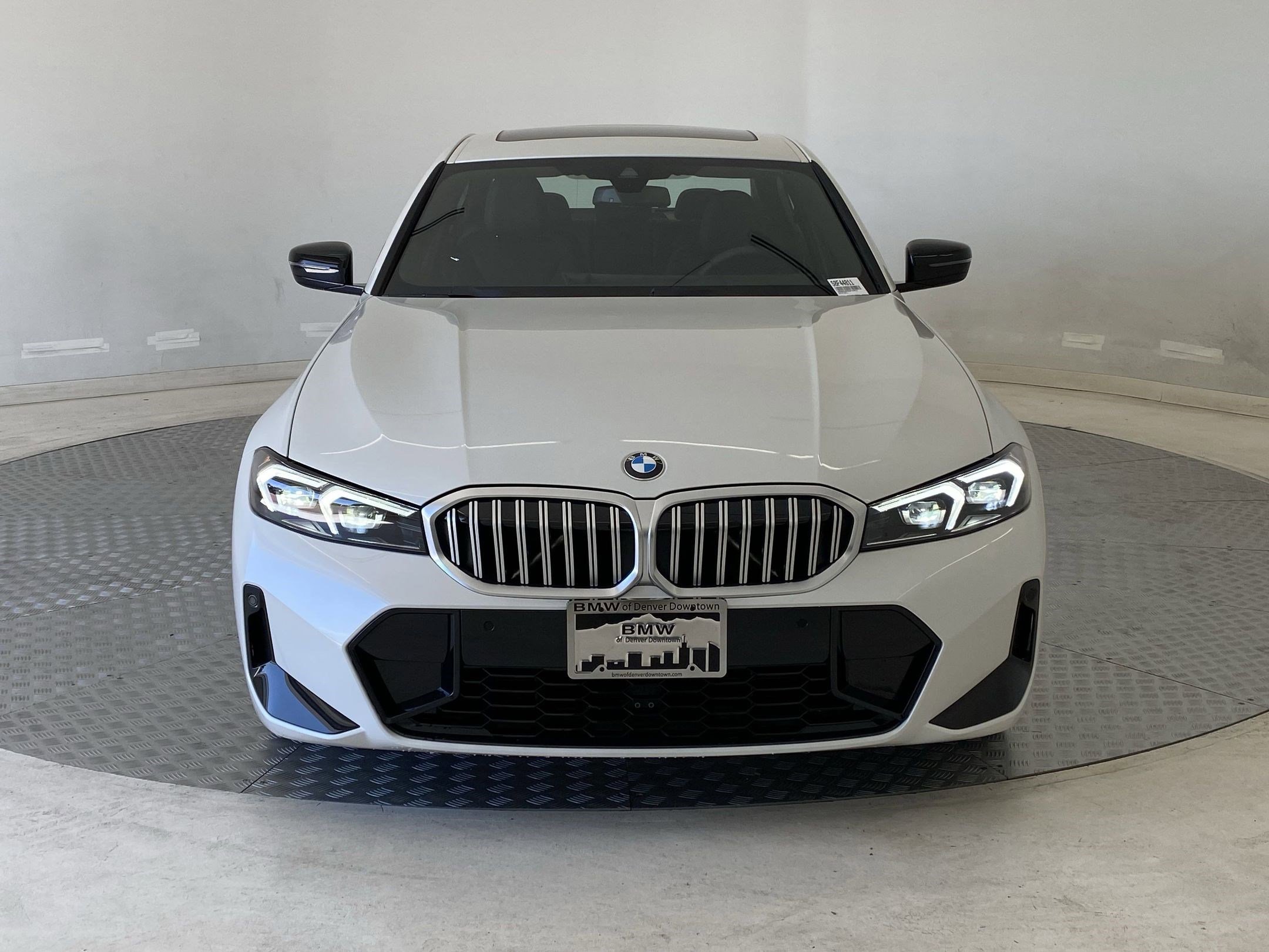 Used 2025 BMW 330i xDrive Sedan w/ M Sport Package image 5