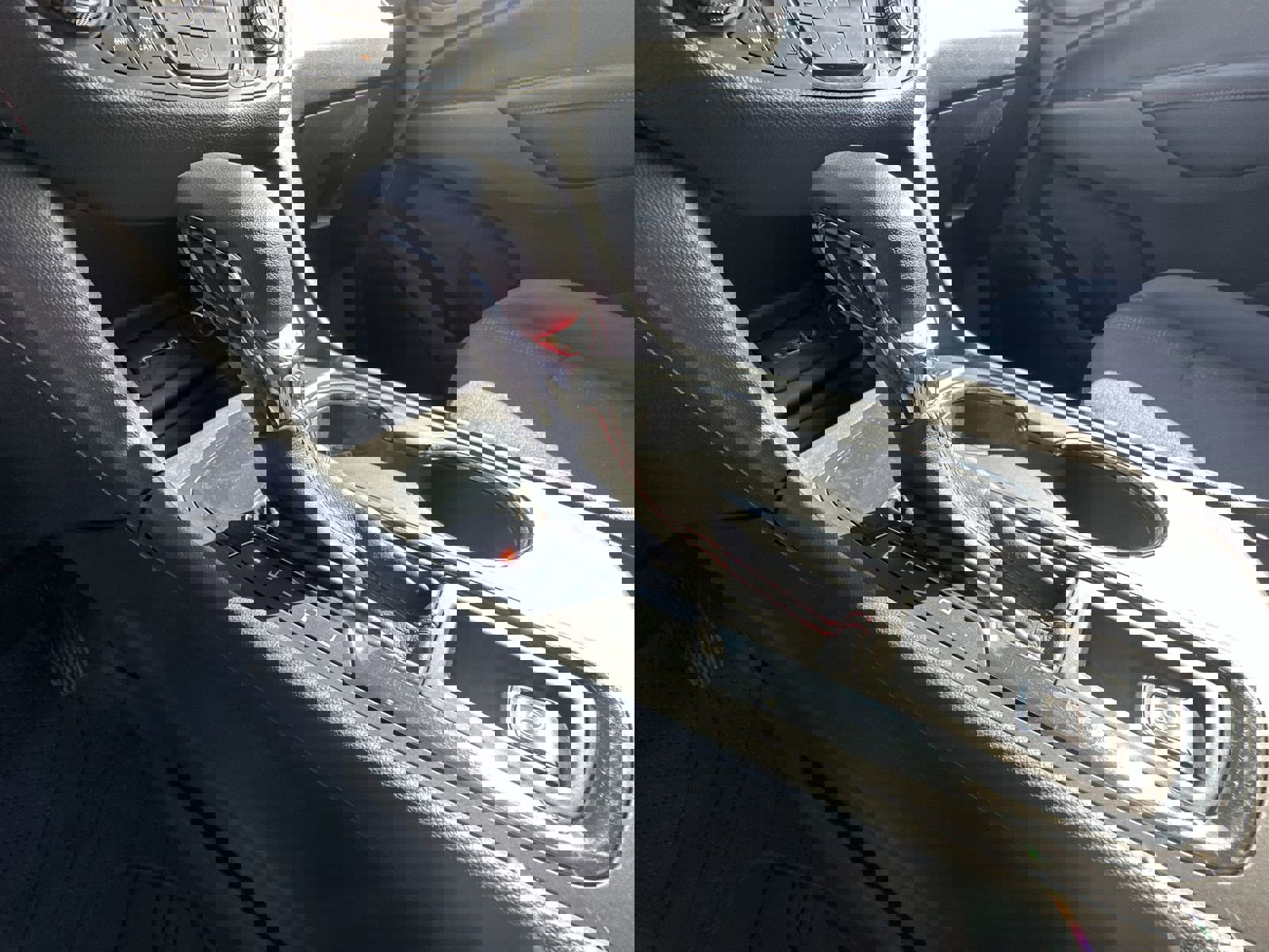 Used 2022 Chevrolet Equinox RS w/ LPO, Floor Liner Package FWD image 15