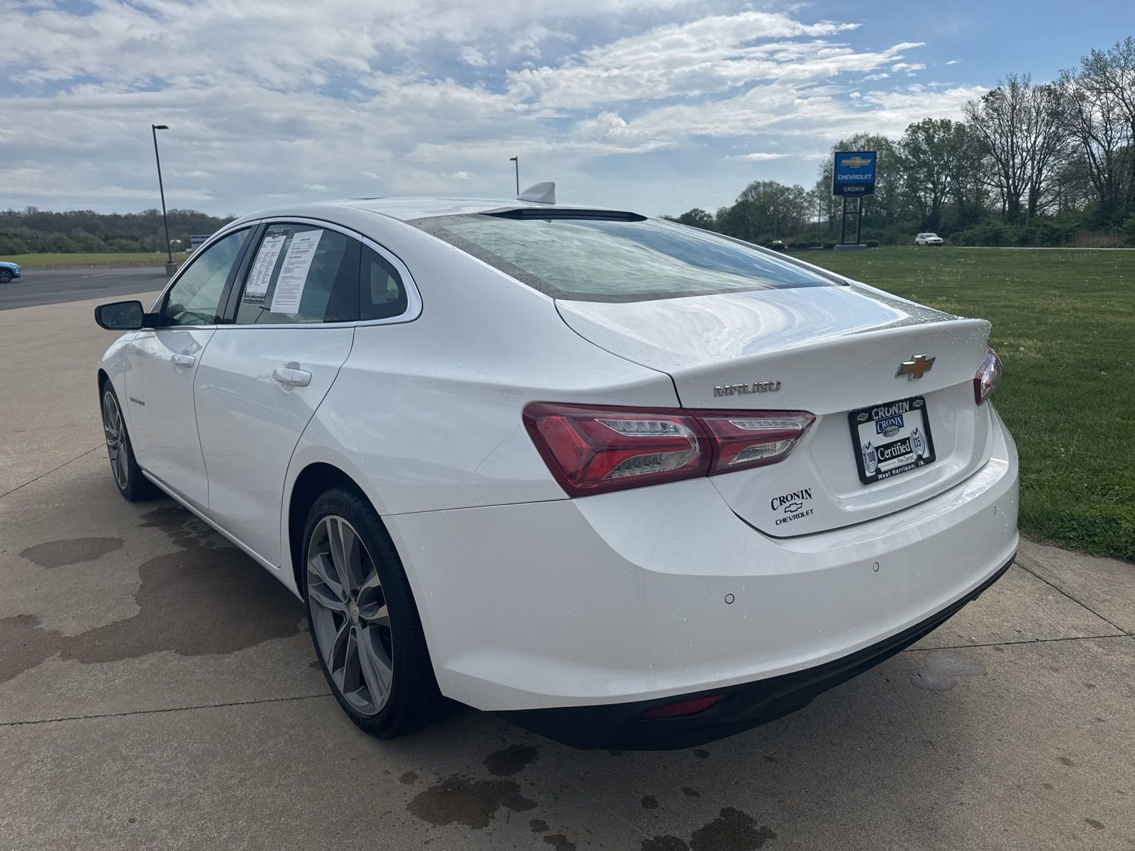 Used 2024 Chevrolet Malibu LT FWD image 6