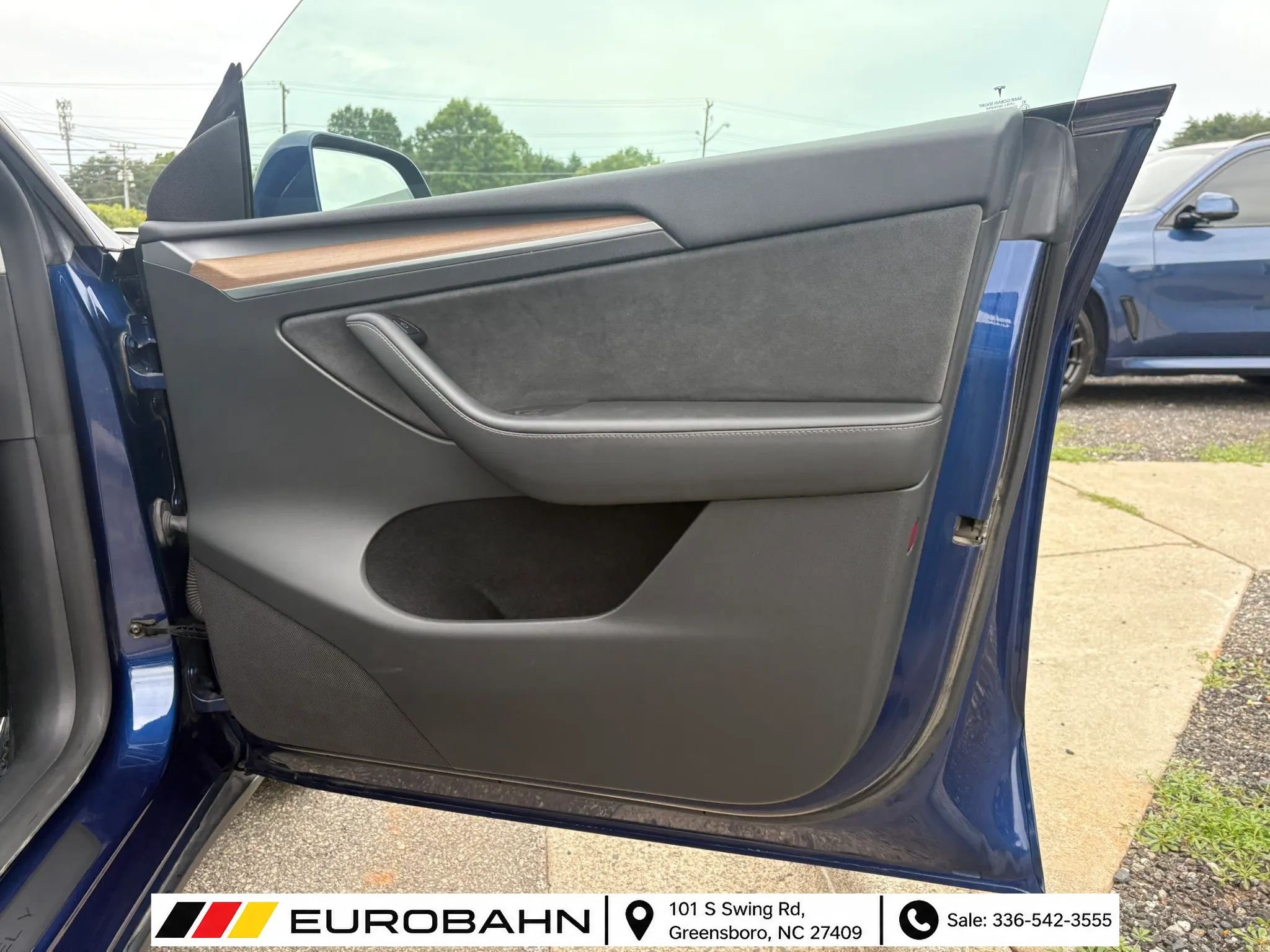 Used 2023 Tesla Model Y Performance AWD/4WD image 16
