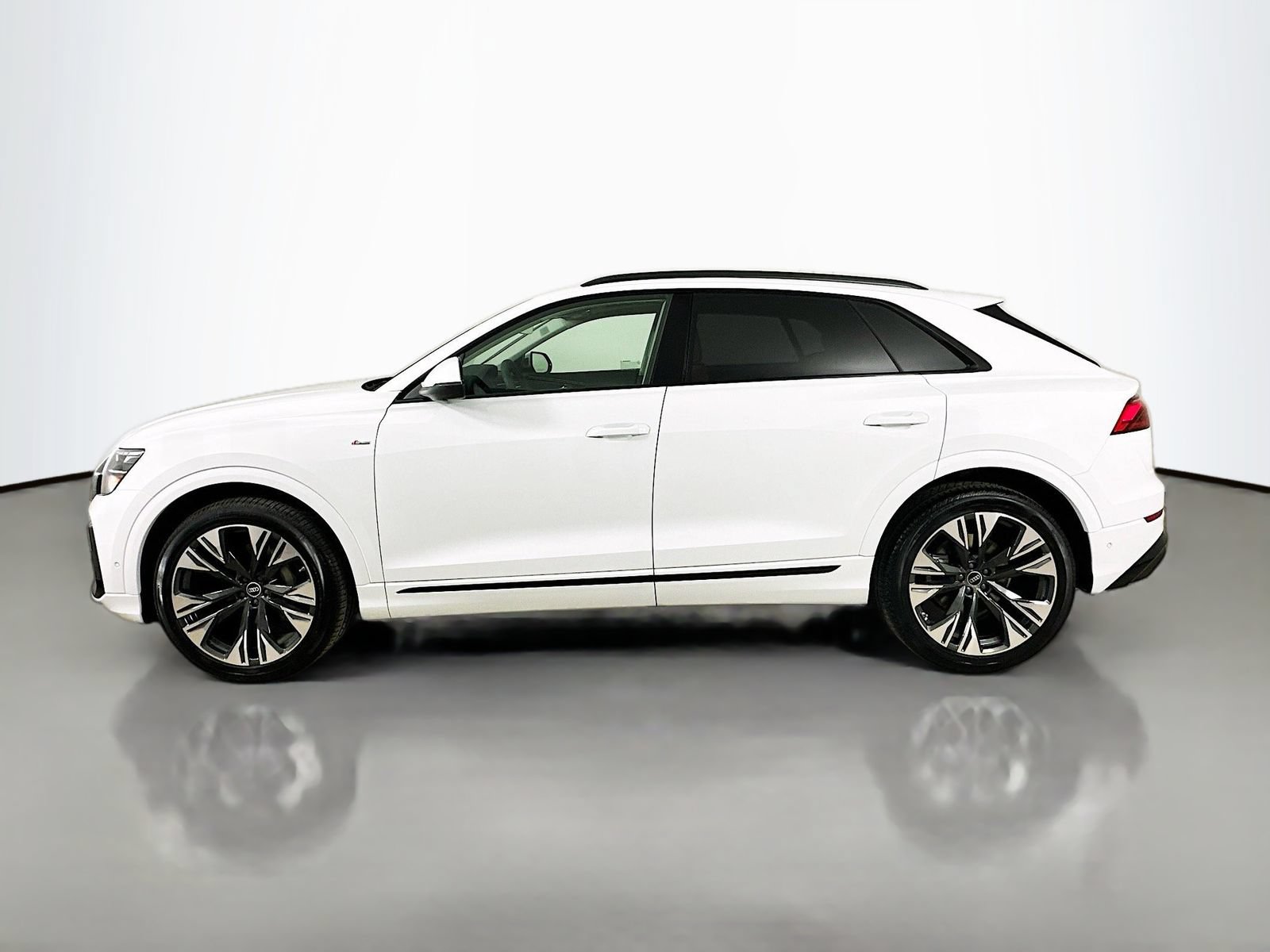New 2026 Audi Q8 Premium Plus AWD/4WD image 8