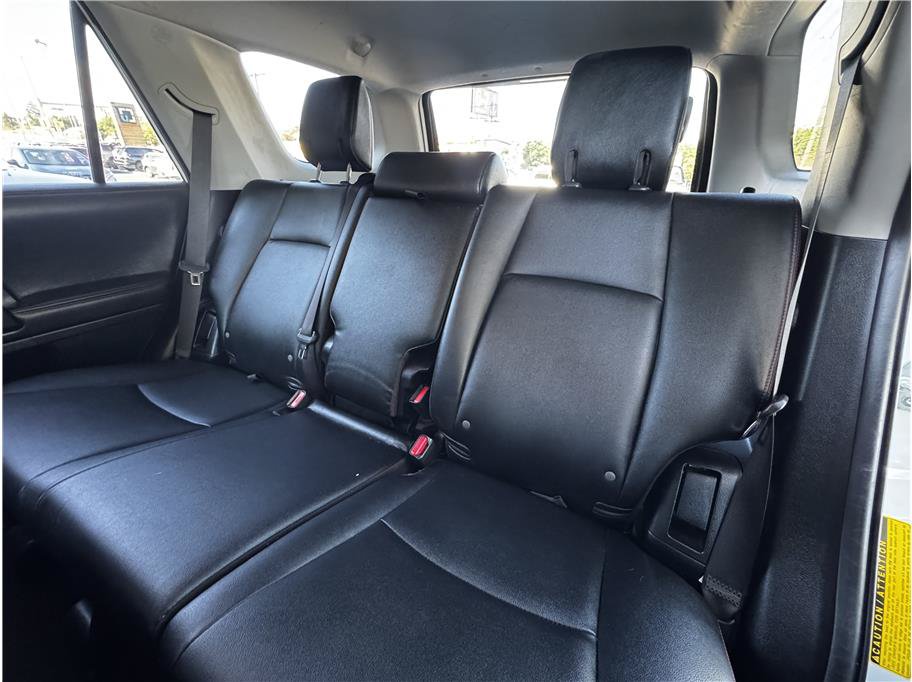 Used 2019 Toyota 4Runner TRD Off-Road Premium AWD/4WD image 16