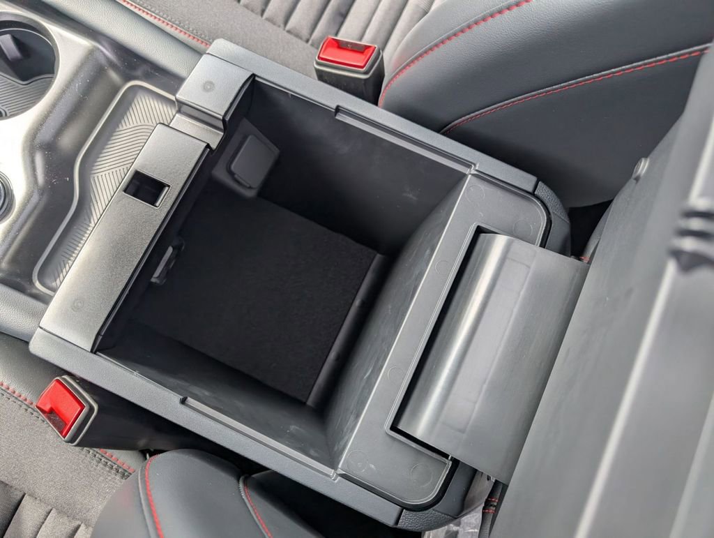 New 2026 Ford Explorer ST-Line image 40