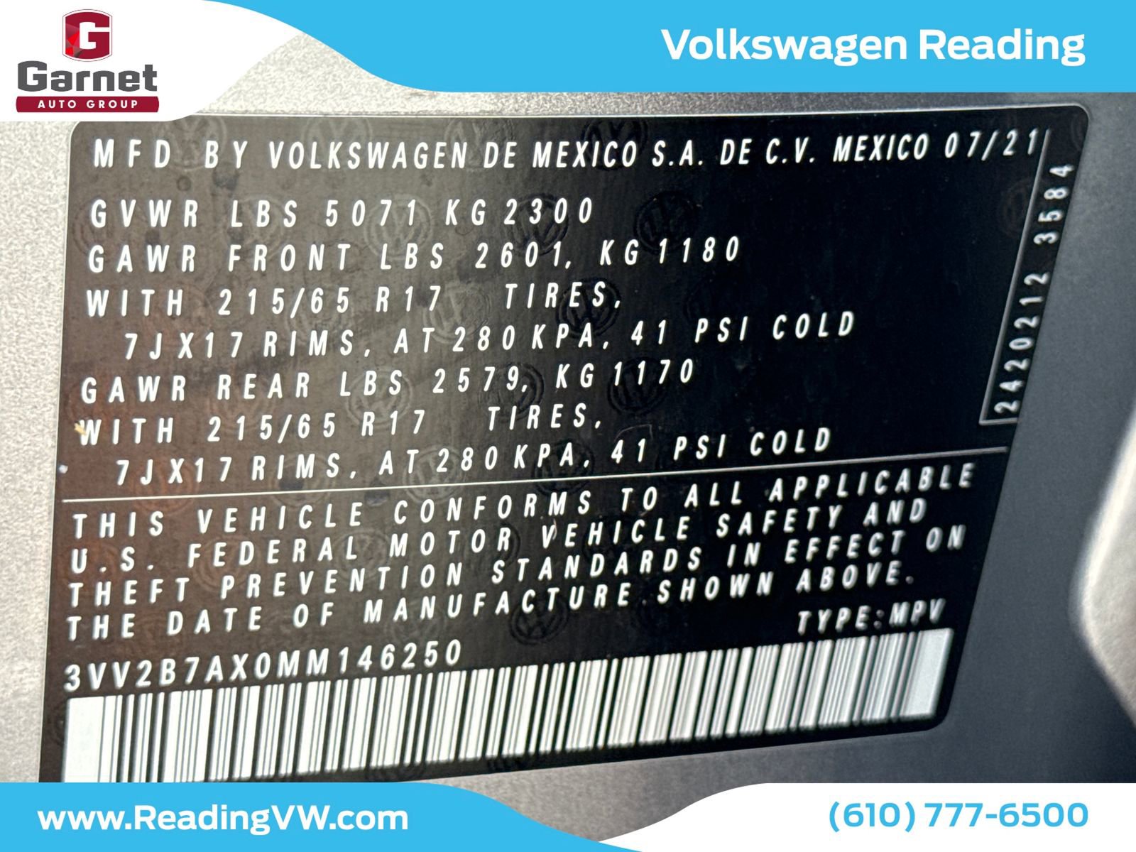 Certified 2021 Volkswagen Tiguan SE w/ Panoramic Sunroof Package AWD/4WD image 27