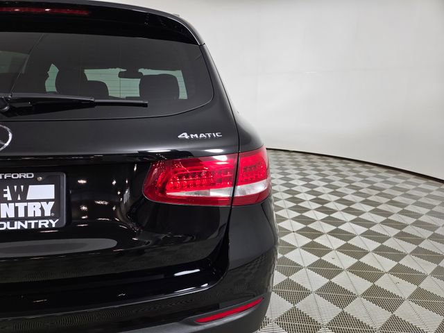 Used 2019 Mercedes-Benz GLC 300 4MATIC image 10