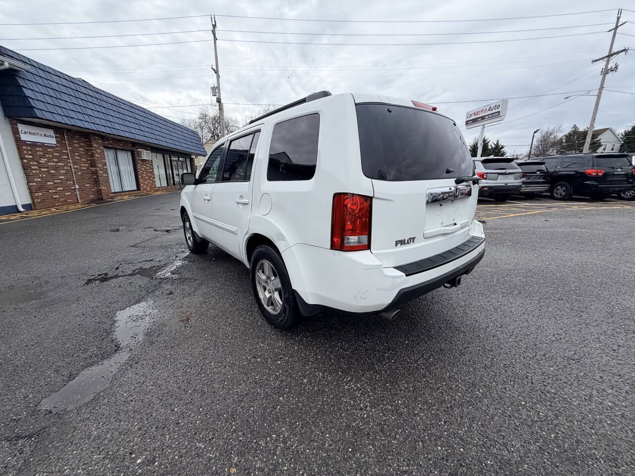 Used 2010 Honda Pilot EX-L image 16