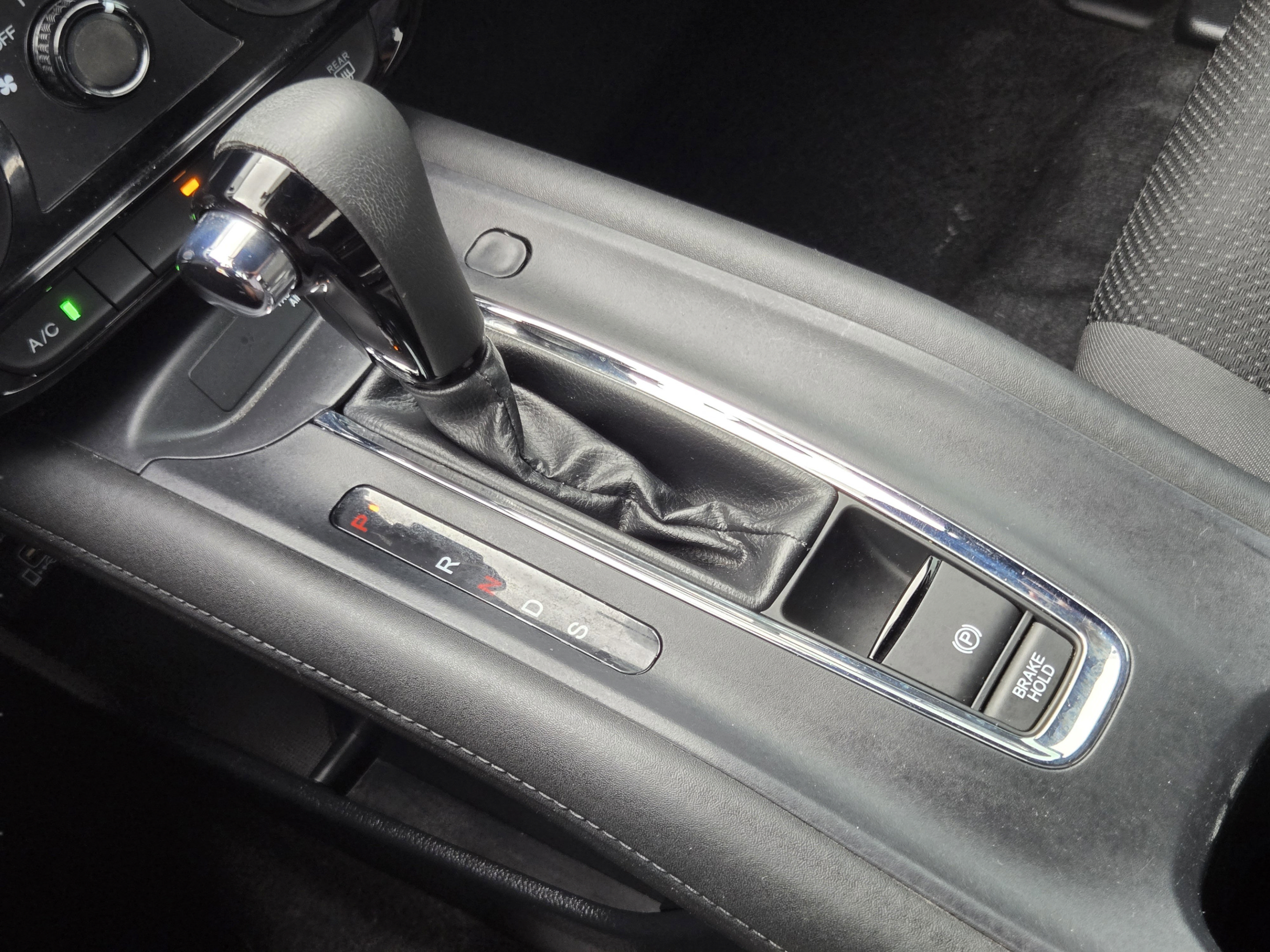 Certified 2021 Honda HR-V Sport image 16