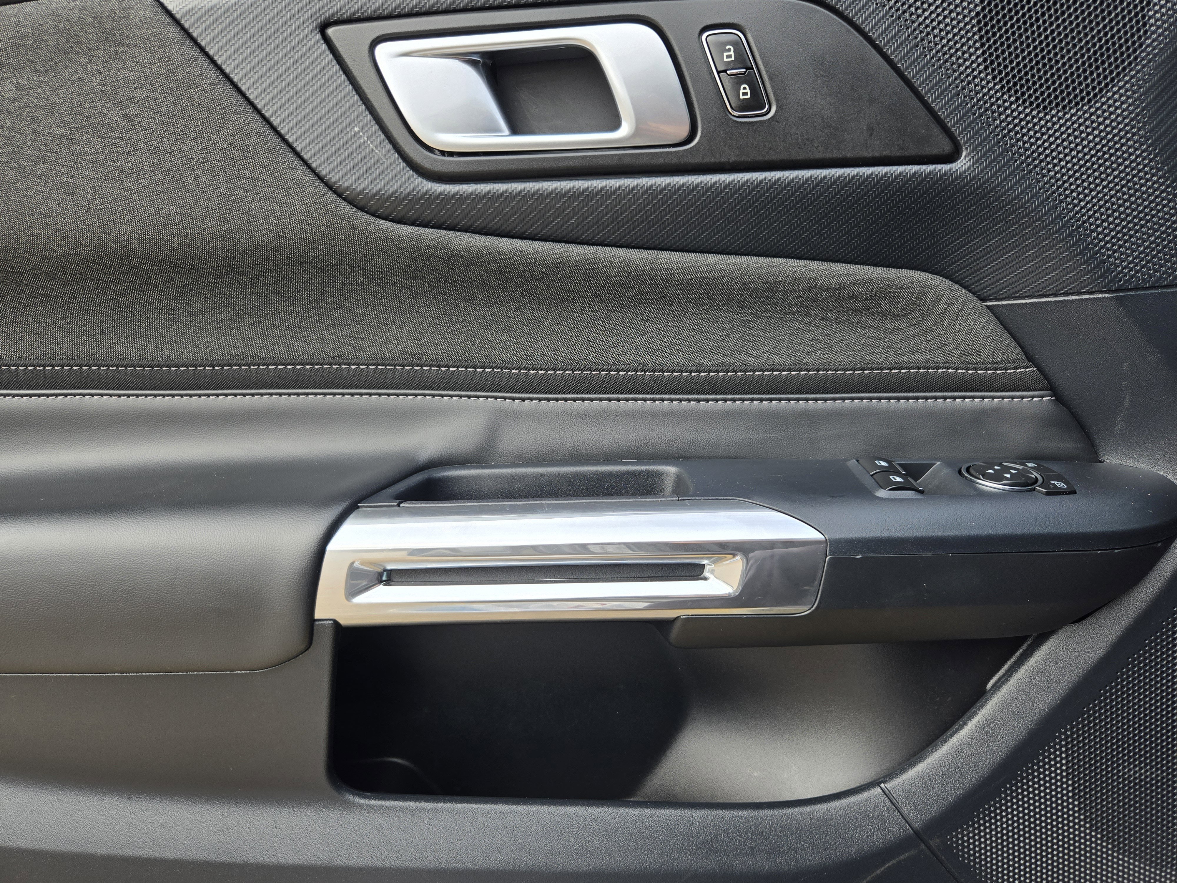 Used 2024 Ford Mustang Coupe image 17