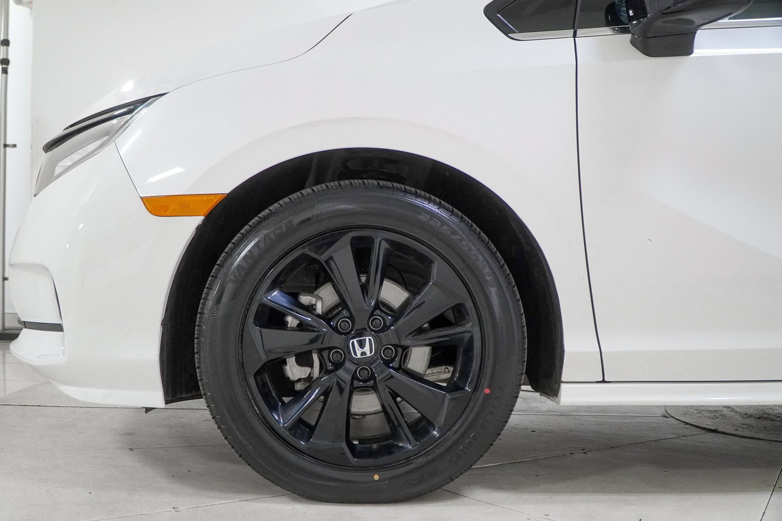 Certified 2024 Honda Odyssey Sport image 21