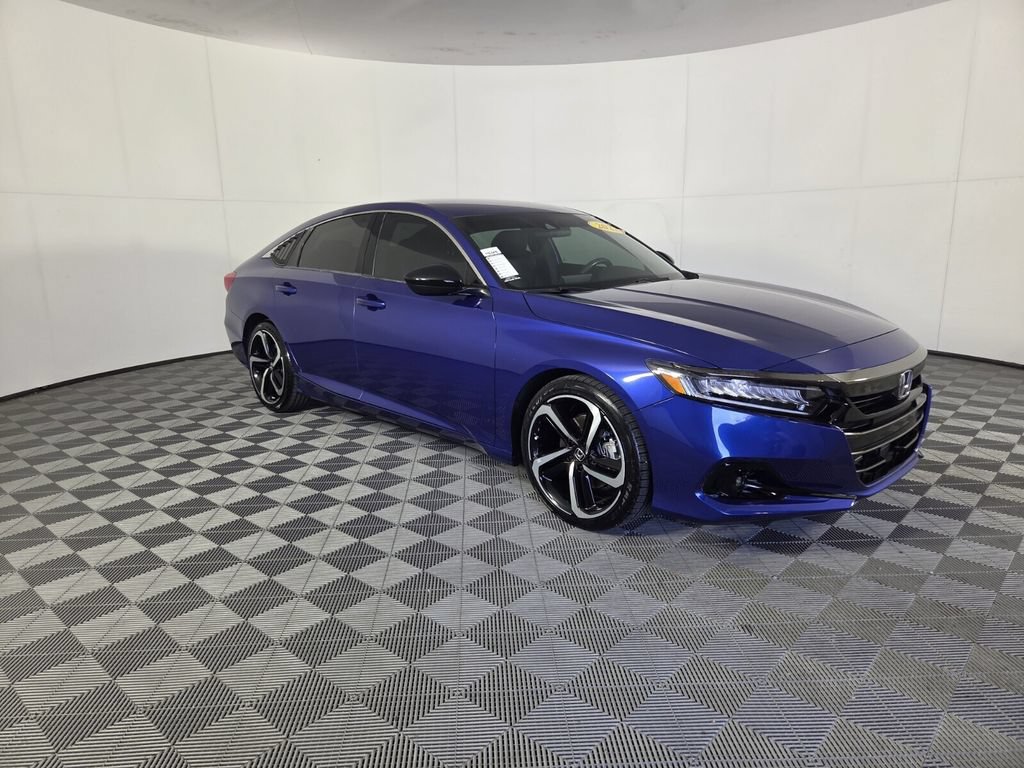 Used 2022 Honda Accord Sport image 2