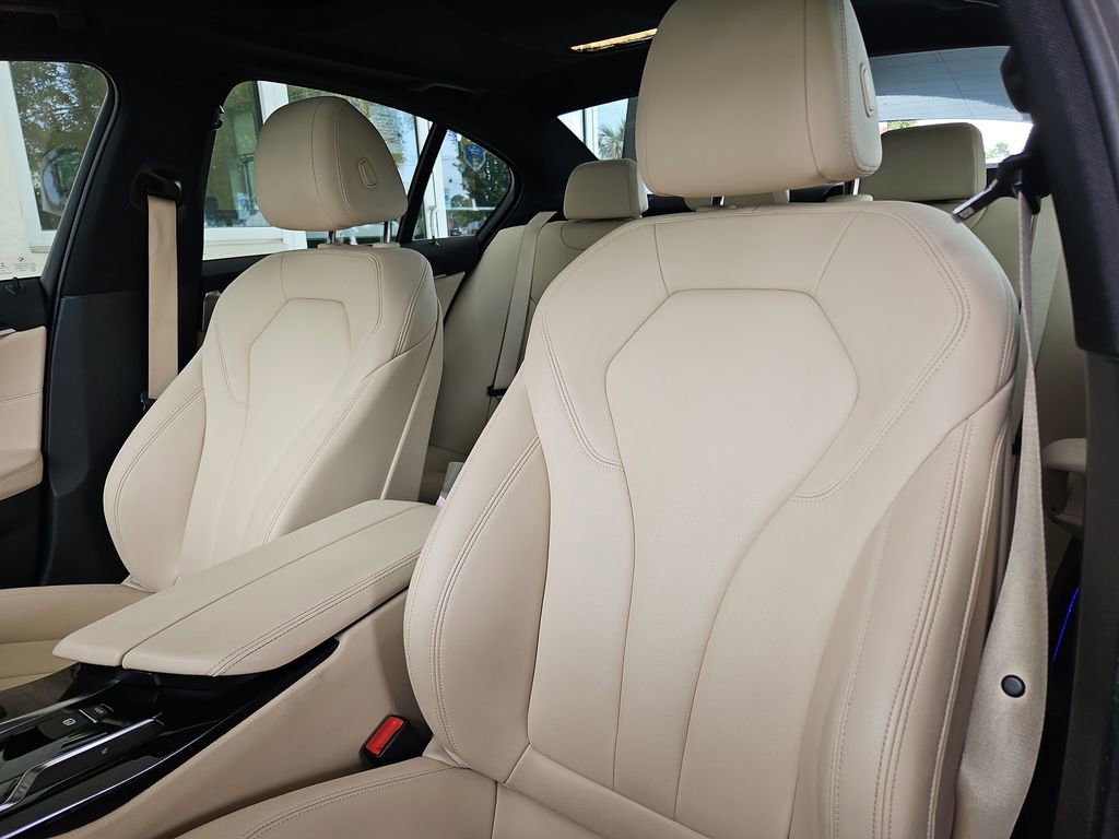 Used 2019 BMW 530i xDrive w/ Convenience Package AWD/4WD image 24