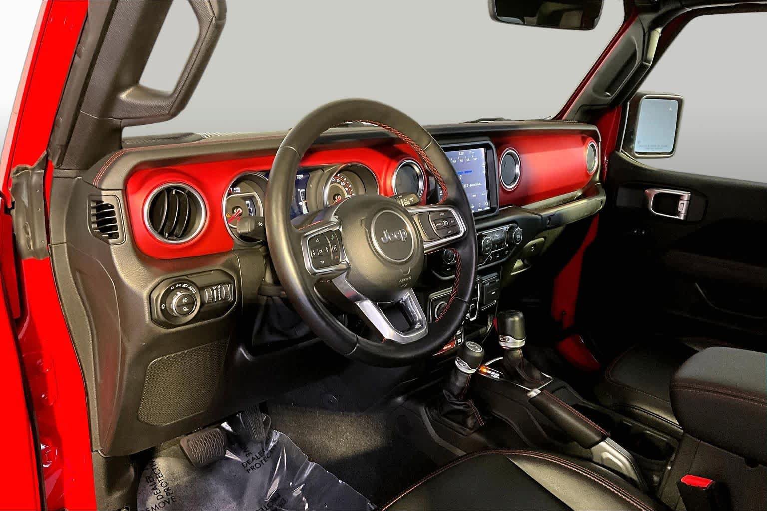 Used 2021 Jeep Gladiator Rubicon AWD/4WD image 18