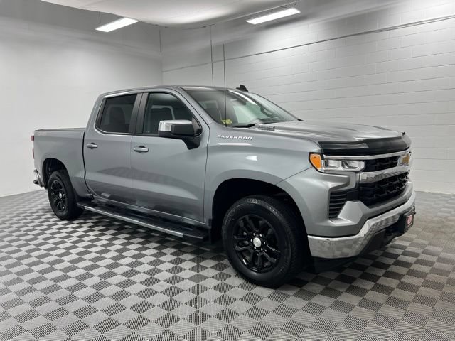 Used 2023 Chevrolet Silverado 1500 LT AWD/4WD image 4