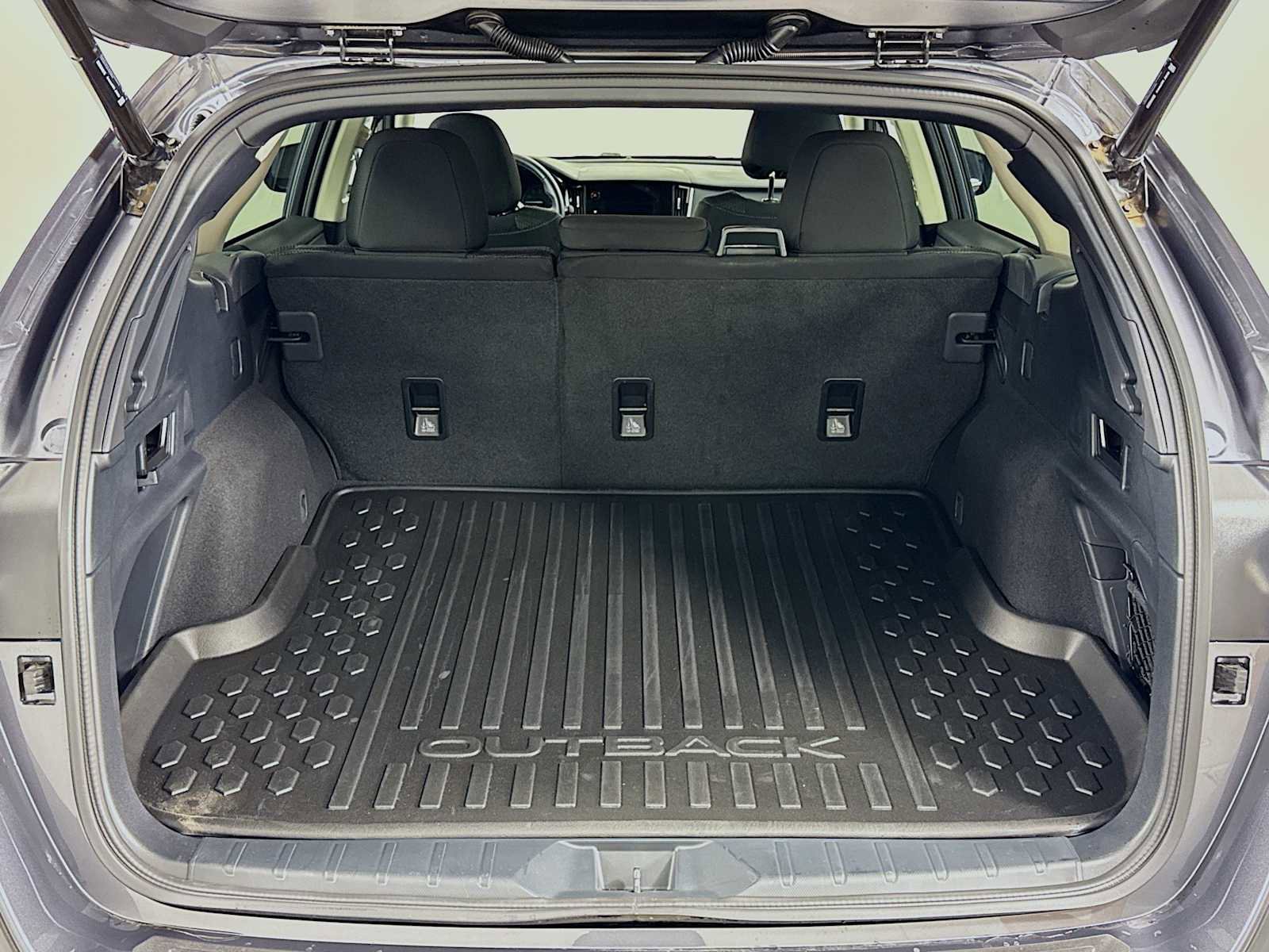 Used 2025 Subaru Outback Premium image 24