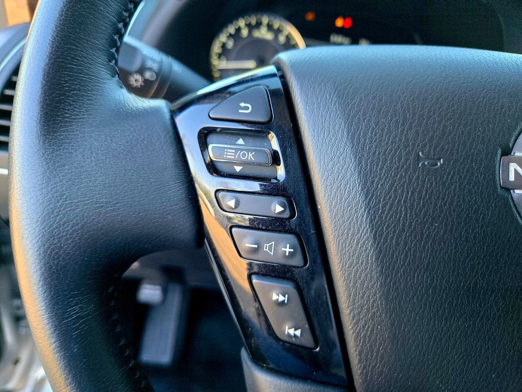 Used 2022 Nissan Armada SL image 14