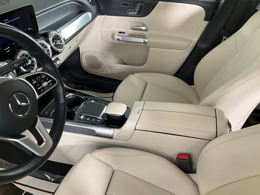 Used 2023 Mercedes-Benz GLB 250 4MATIC image 12