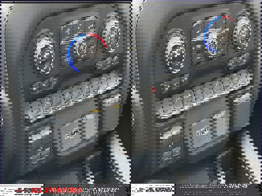 Used 2022 Chevrolet Silverado 2500 LTZ w/ LTZ Premium Package image 31