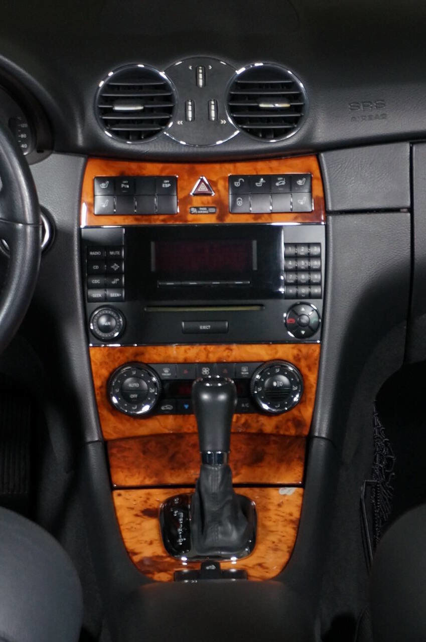 Used 2005 Mercedes-Benz CLK 500 Cabriolet image 9