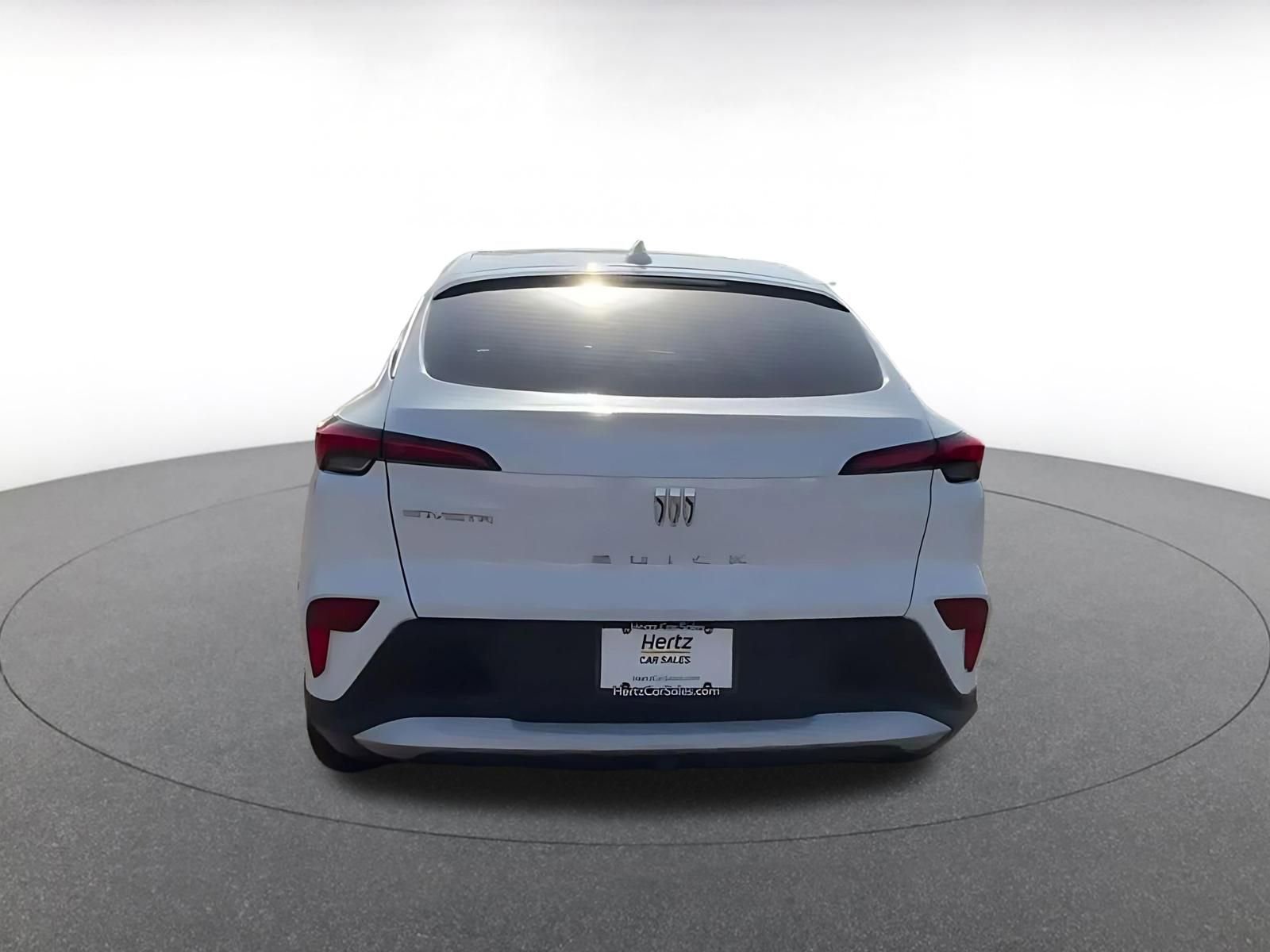 Used 2025 Buick Envista Preferred image 12