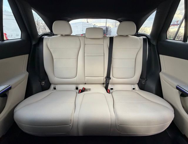 Used 2026 Mercedes-Benz GLC 300 4MATIC image 17