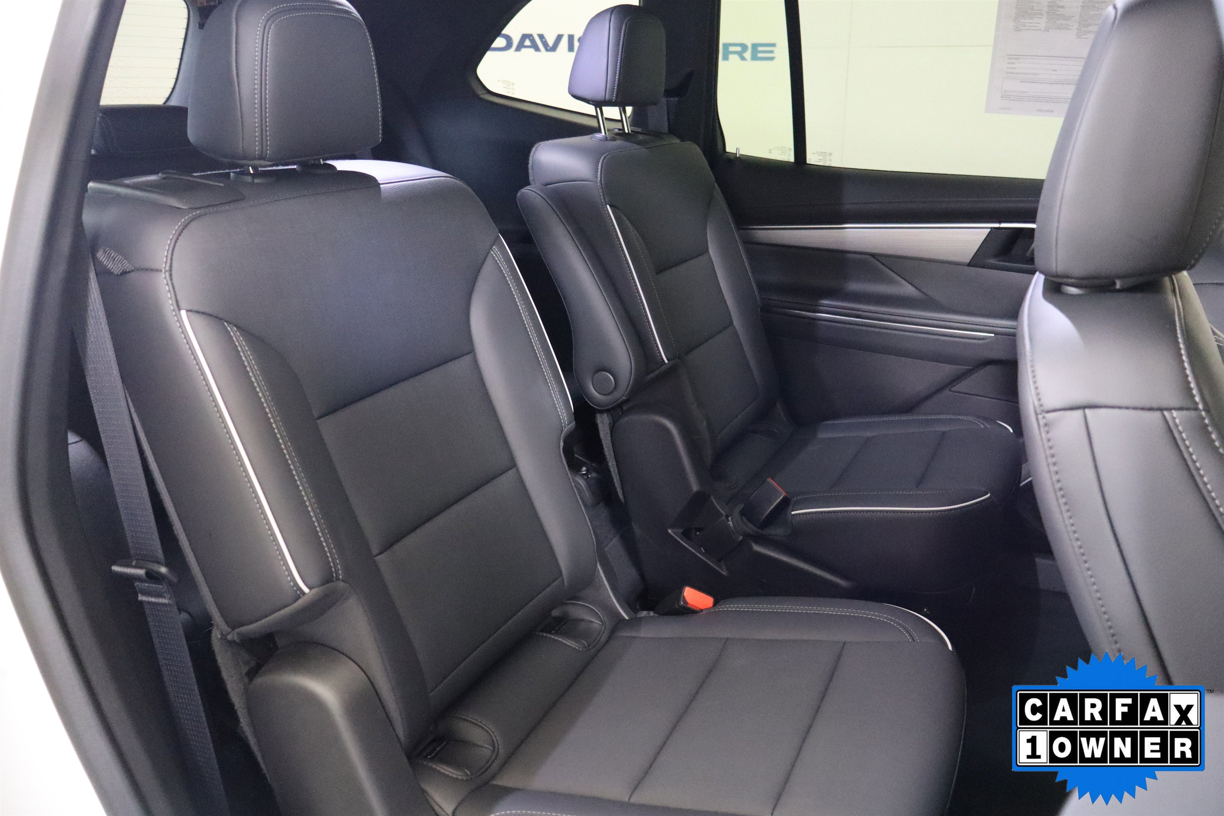 Used 2025 Buick Enclave Preferred image 21