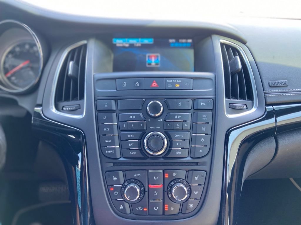 Used 2019 Buick Cascada Premium FWD image 33