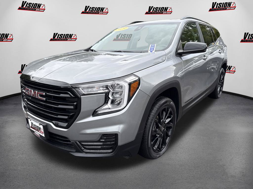 Used 2023 GMC Terrain SLE w/ Driver Convenience Package