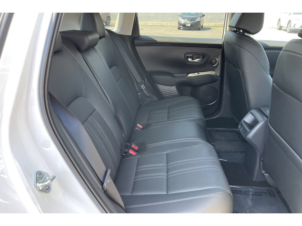 Certified 2025 Honda HR-V EX-L image 18