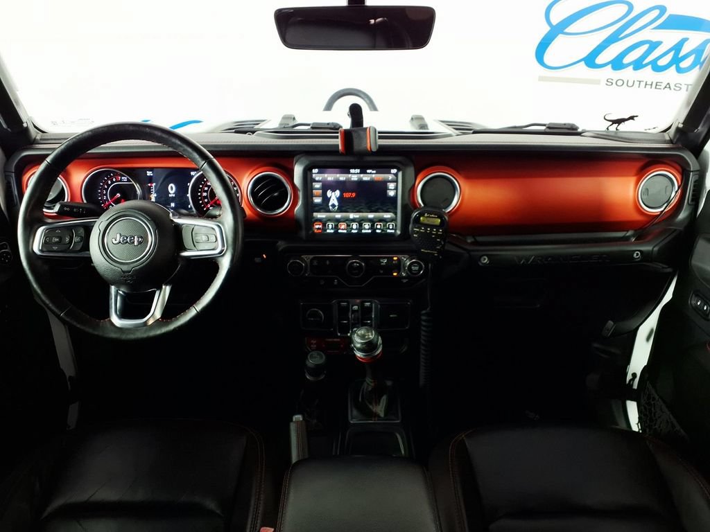 Used 2018 Jeep Wrangler Unlimited Rubicon AWD/4WD image 12
