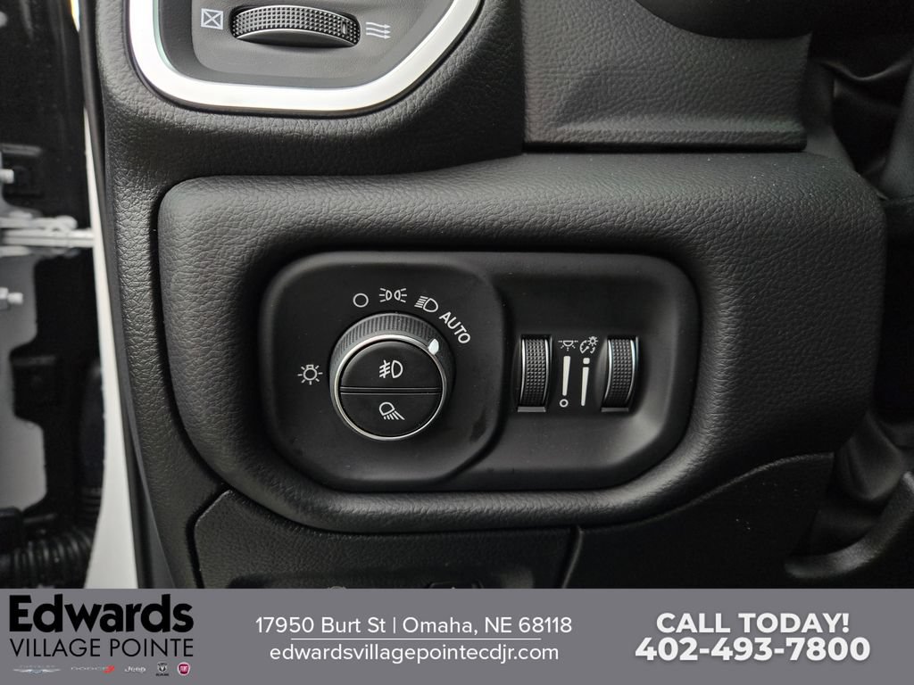 New 2026 RAM 1500 Big Horn AWD/4WD image 11