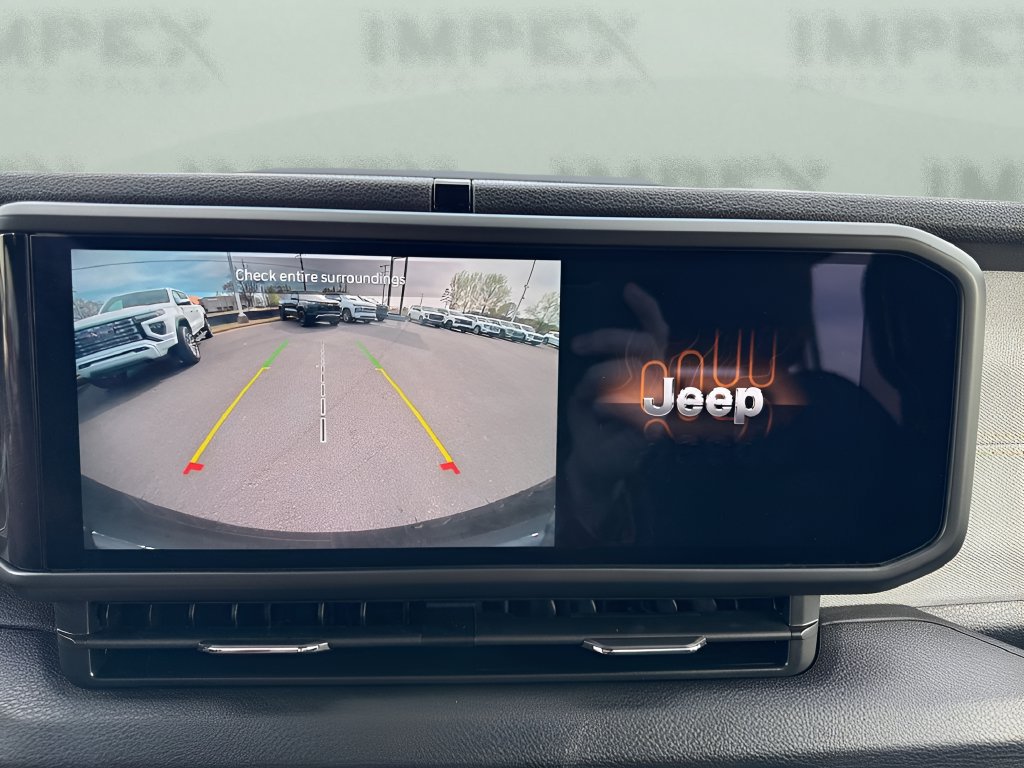 Used 2025 Jeep Wrangler Unlimited Sport AWD/4WD image 21