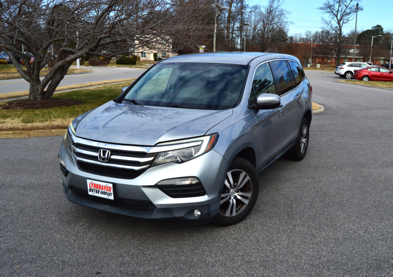 Used 2017 Honda Pilot EX image 25