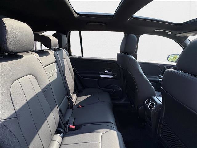 New 2026 Mercedes-Benz GLB 250 image 22