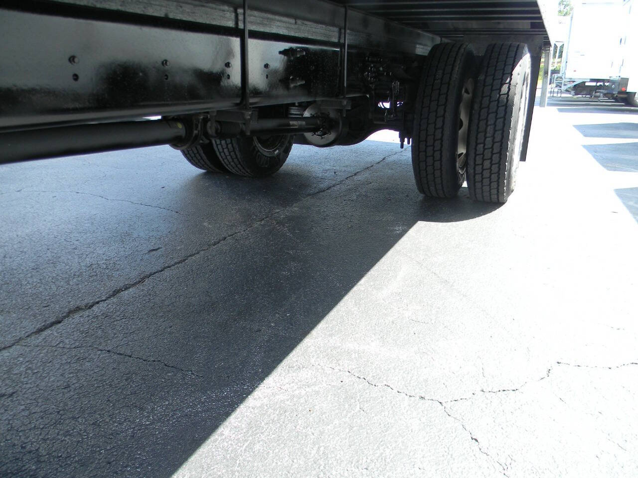 Used 2023 Ford F650 2WD Regular Cab Super Duty image 10