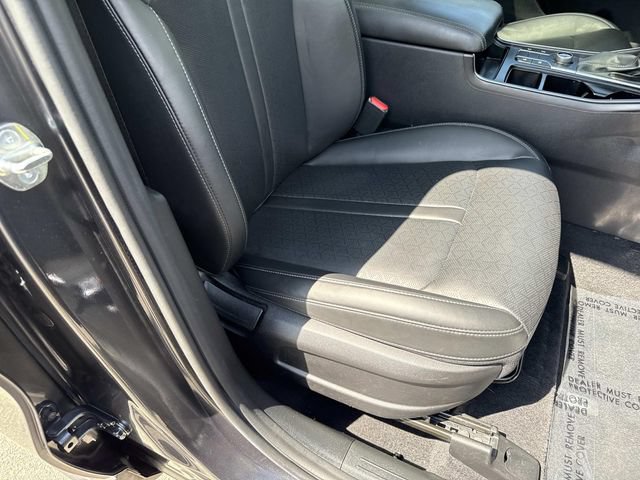Used 2023 Kia Sorento S w/ Panoramic Sunroof Package AWD/4WD image 10