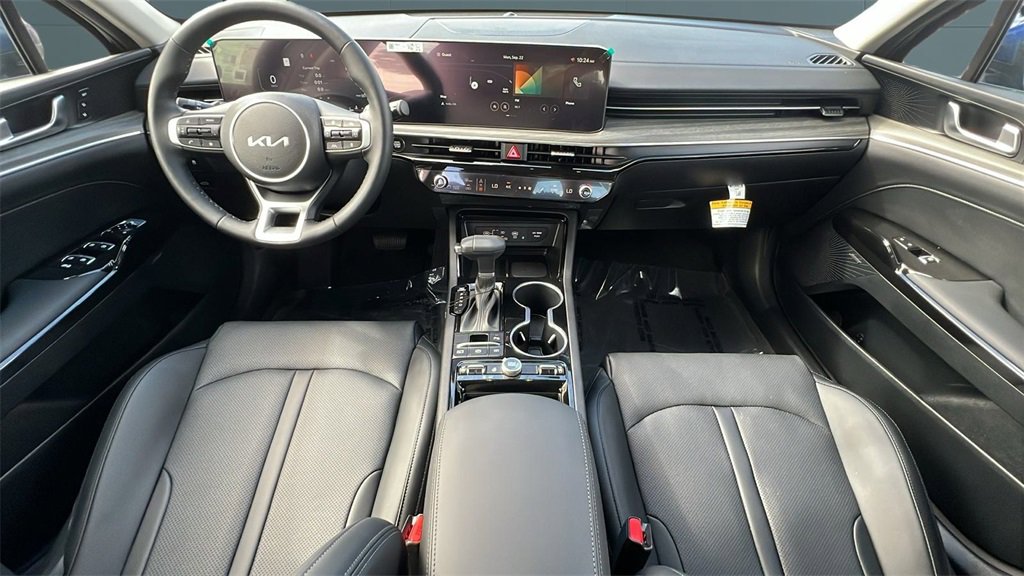 New 2026 Kia K5 EX image 6