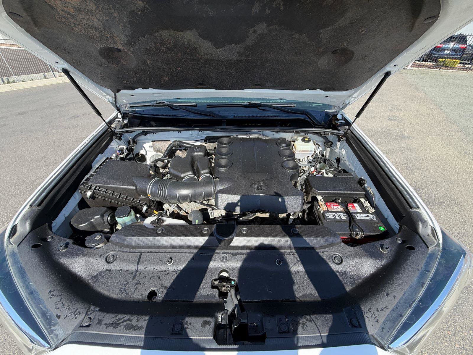 Used 2019 Toyota 4Runner TRD Off-Road Premium AWD/4WD image 25