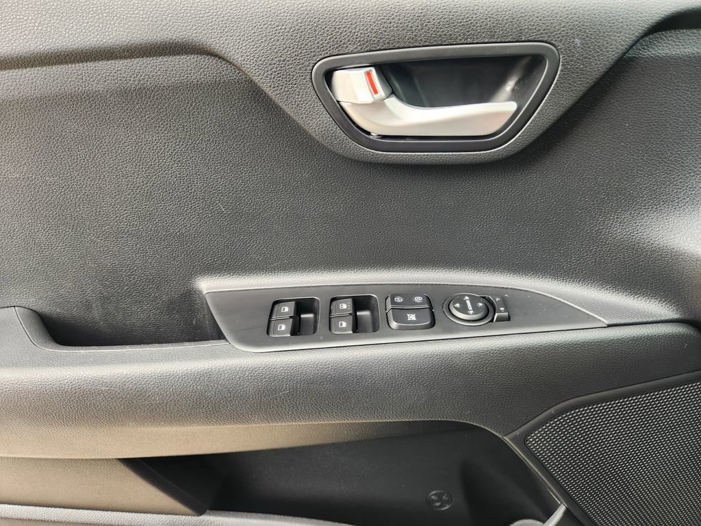 Certified 2023 Kia Rio S image 26