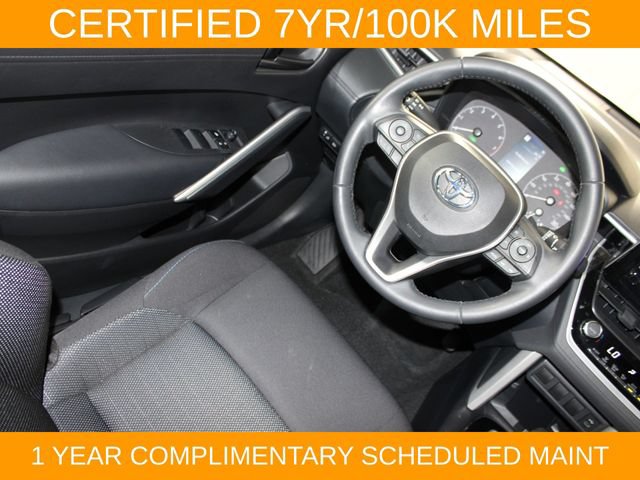 Used 2024 Toyota Corolla Cross AWD Hybrid image 15