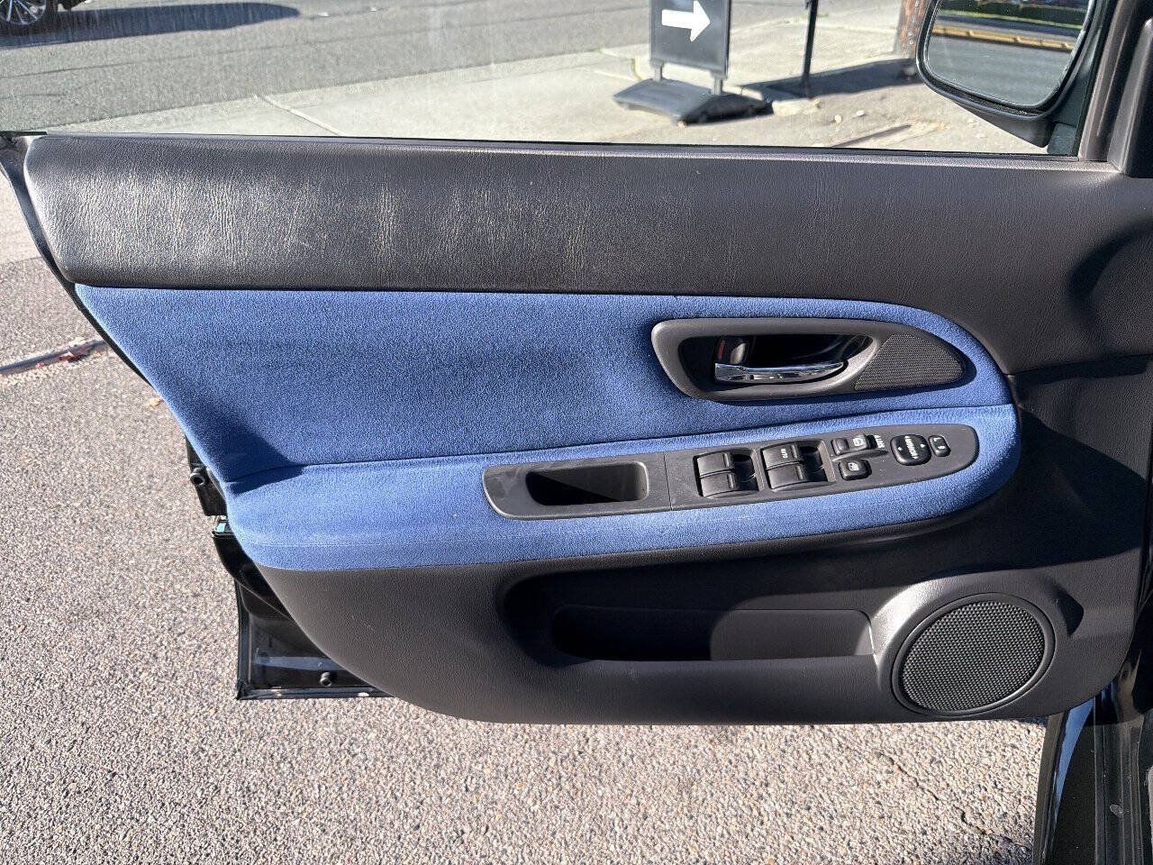 Used 2005 Subaru Impreza WRX STI AWD/4WD image 39