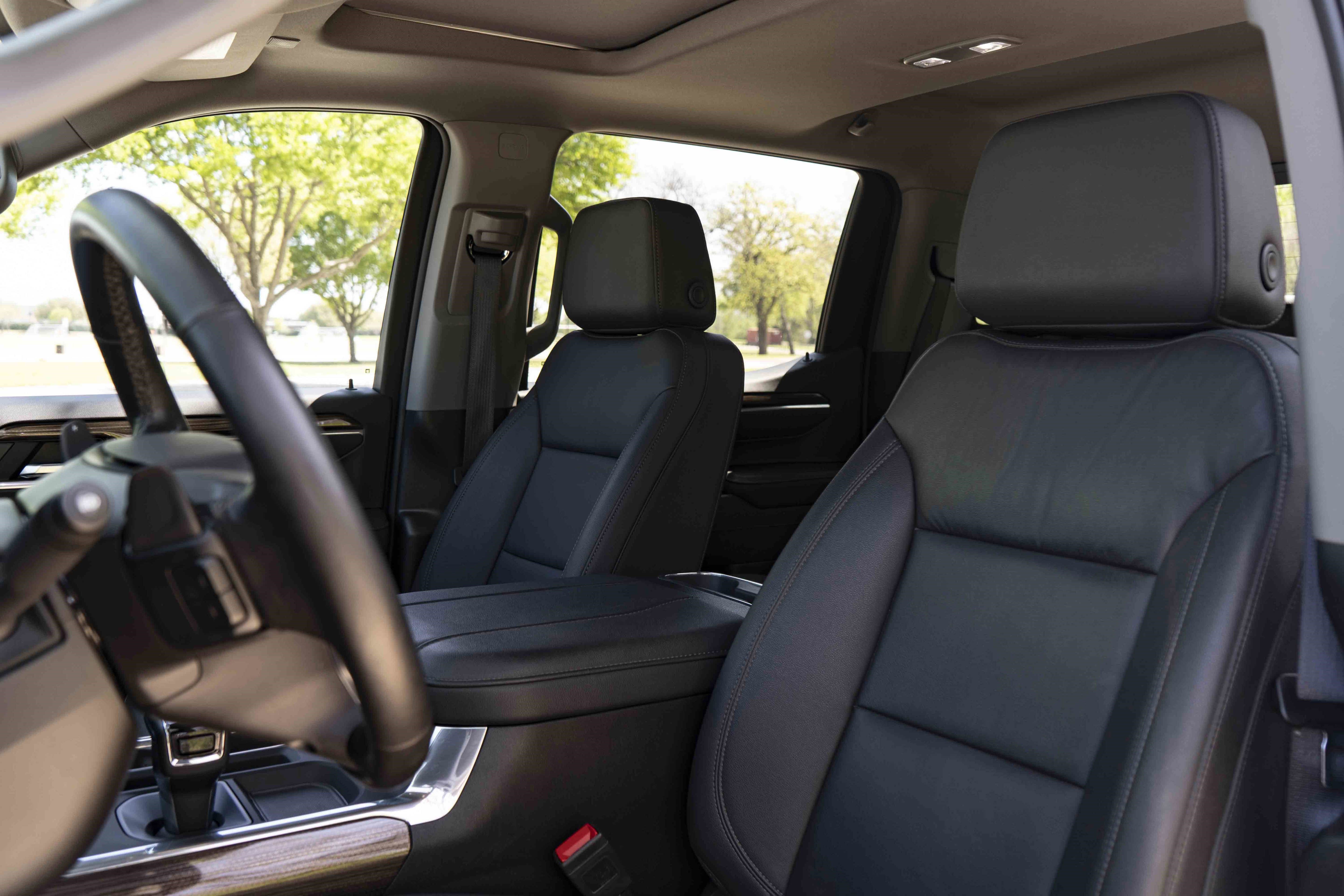 Used 2025 Chevrolet Silverado 1500 RST w/ LPO, Utility Wall Package image 21