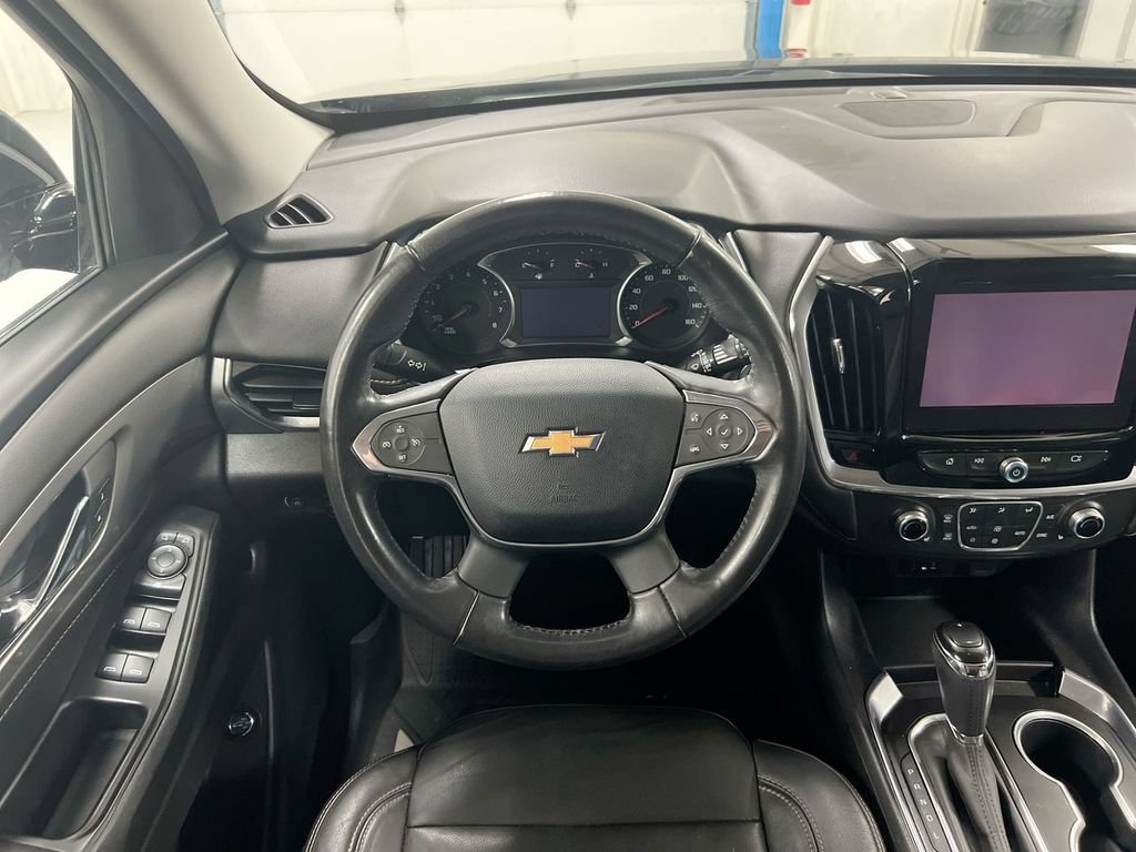 Used 2019 Chevrolet Traverse LT w/ LPO, Floor Liner Package FWD image 11