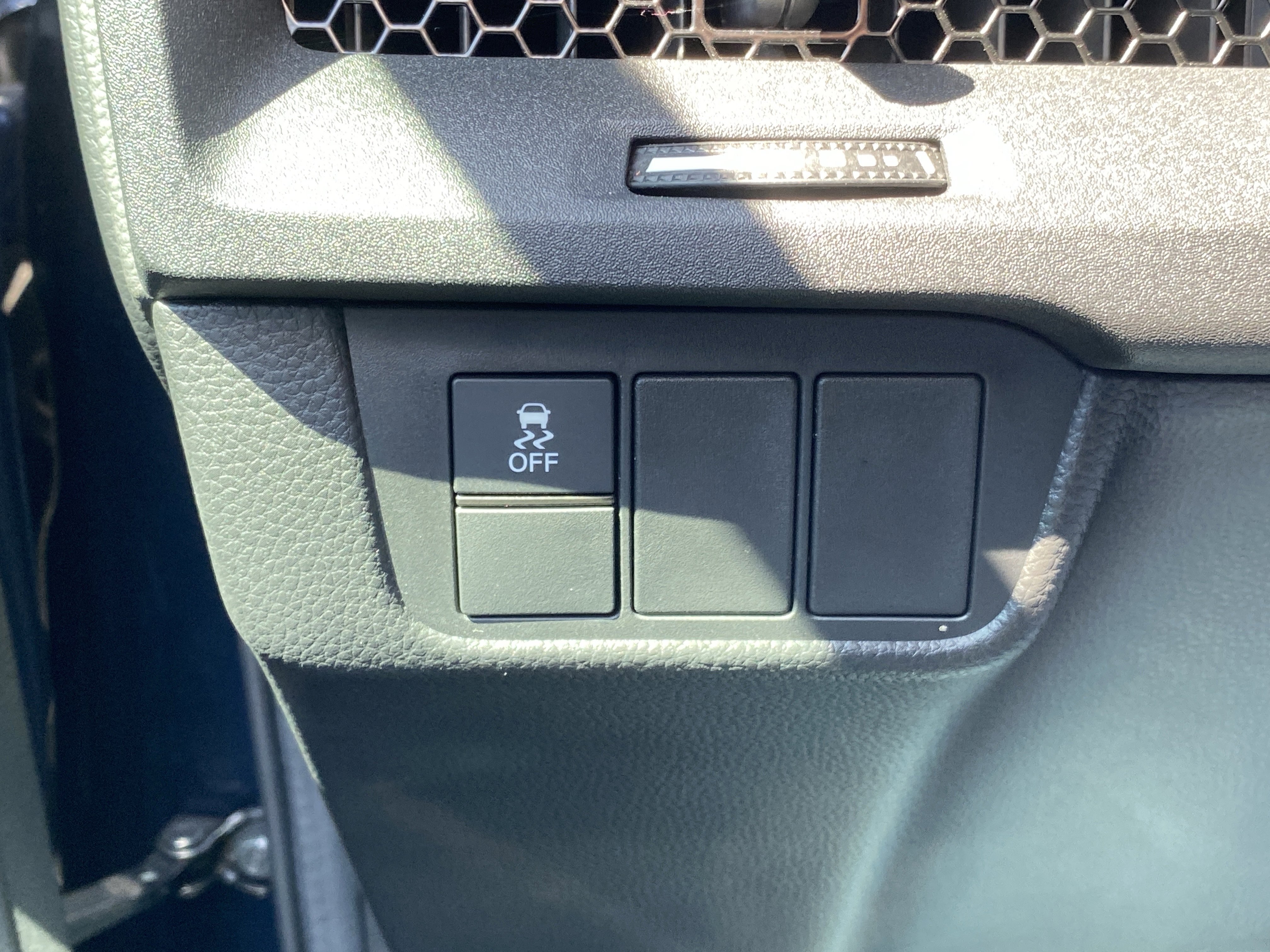 Certified 2025 Honda CR-V LX image 28