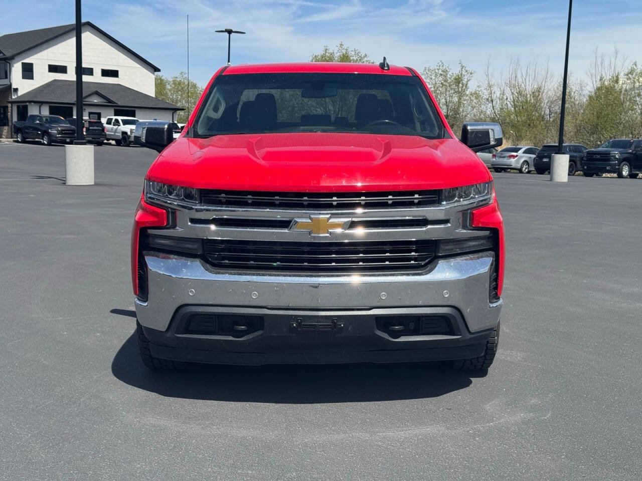 Used 2020 Chevrolet Silverado 1500 LT w/ True North Edition AWD/4WD image 2
