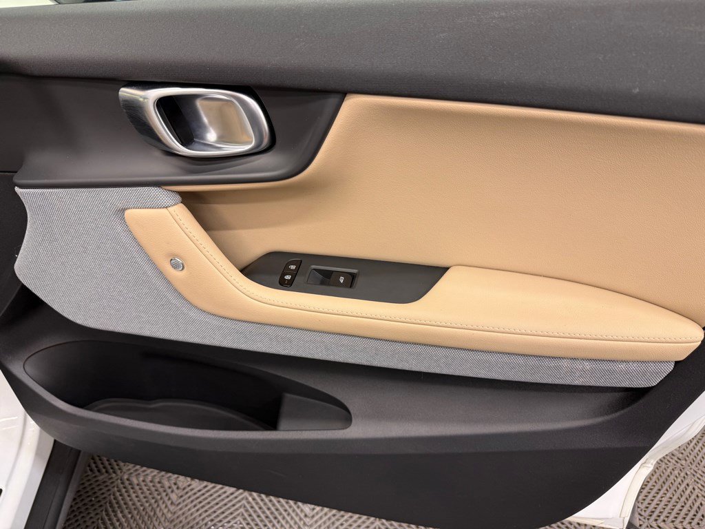 Used 2021 Polestar Polestar 2 LAUNCH EDITION w/ Performance Package image 20