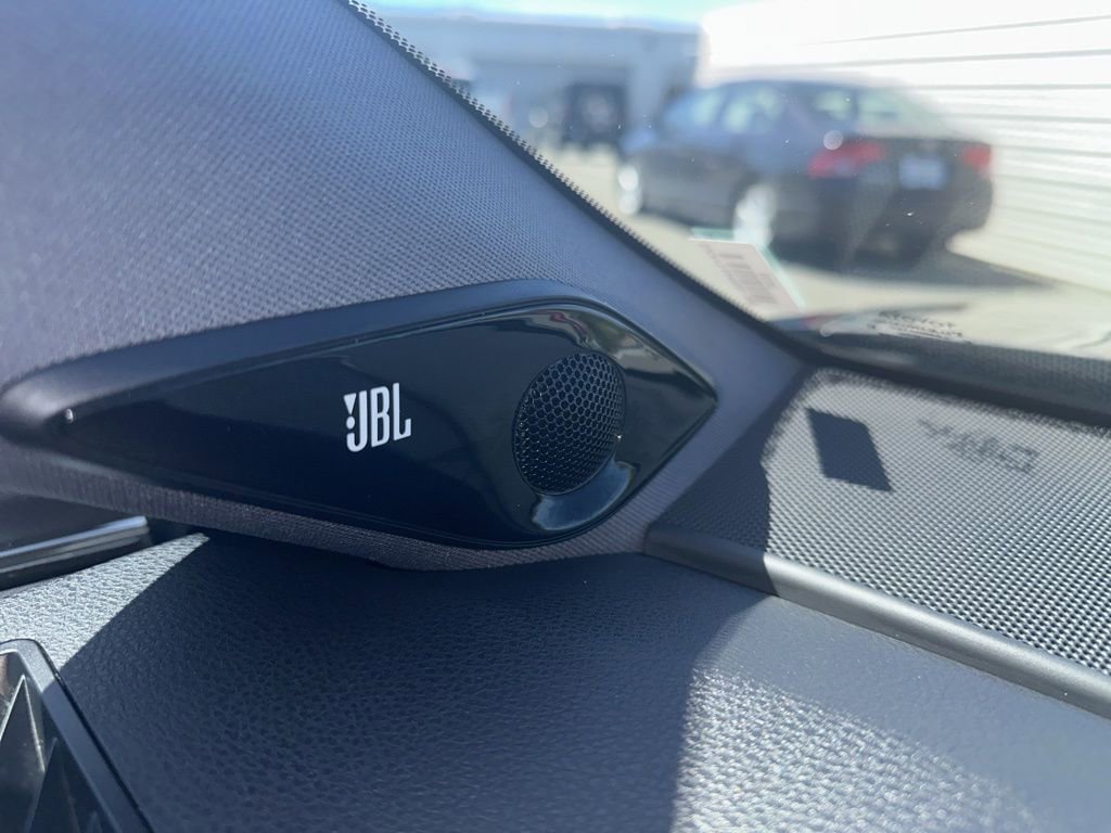 Used 2019 Toyota Avalon XSE w/ All Weather Liner Package image 13