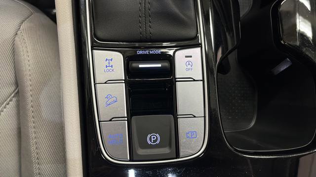 Used 2025 Hyundai Tucson SEL image 18