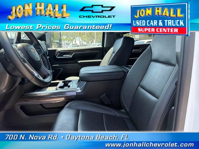 Used 2025 Chevrolet Silverado 3500 LTZ w/ LTZ Convenience Package AWD/4WD image 18