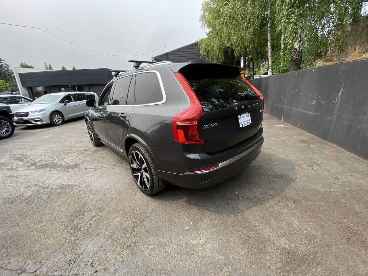 Used 2023 Volvo XC90 B6 Plus w/ Protection Package AWD/4WD image 4